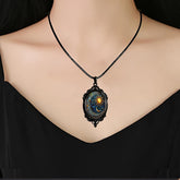 Gothic Cameo Necklace Blood Crystal Pendant Necklace Goth Vintage Teardrop Necklace Halloween Jewelry for Women 2025