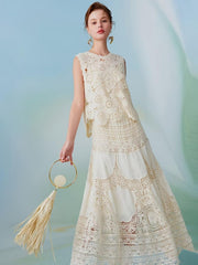 ChicVibes Women's High-Waisted Crochet Lace Maxi Skirt with Floral Cutout Design, A-Line Embroidered Skirt & Opaque Lining