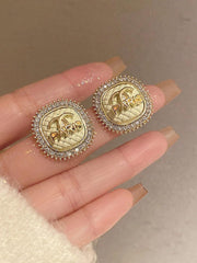 Fashionable Rhinestone Letter Earrings Elegant Personality Earrings 2025 Popular Women Jewelry