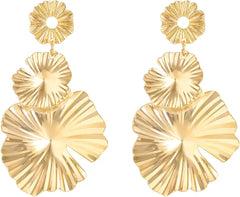1 Pair Gold Large Petal Earrings, Statement Floral Dangle Earrings for Women, Long Drop Leaf Design Ear Jewelry, Lightweight Fashion Ear Accessories (Gold)