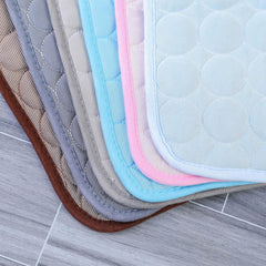 Dog Cooling Mat for Summer - Self Cooling Pad for Cats & Dogs Portable, Washable Pet Ice Mat - Cooling Bed Mat for Indoor/Outdoor Use,Stays Cool Without Electricity (Grey)