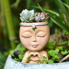Face Planter Pots,Unique Face Flower Pot Head Planter for Indoor Outdoor Plants with Drainage Hole Love Style for Valentine's Day, Mothers Day and Anniversary Birthday Gifts(Light-Brown)