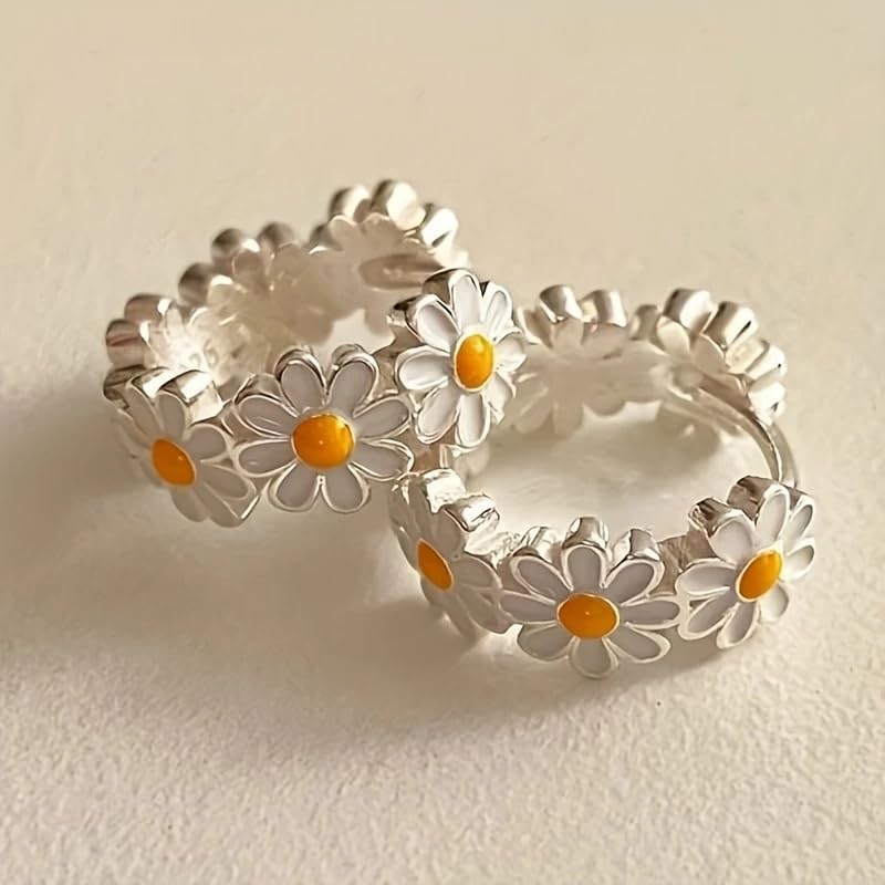 Fashionable Daisy Flower 925 Silver Clip Hoop Earrings for Women Hypoallergenic Suitable For Daily And Party Wear