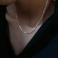 A Beautiful And Luxurious Silver Twisted Necklace For Women, Copper Plated Silver, Sturdy Durable, Women To Wear At Parties And Banquets, Fashionable Jewelry Gift