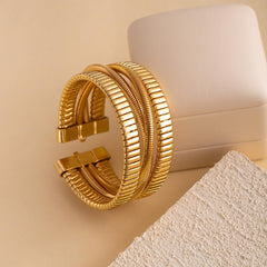 Gold Bangle and Cuff Bracelet Set for Women Spring Fashion Jewelry Ladies' High-End Design