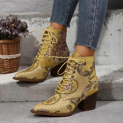 Women's Lace-Up Combat Boots Platform Chunky Low Heel Lug Sole Ankle Booties with Butterfly Deco Winter Fall Retro Comfortable Walking Work Shoes with Arch Support