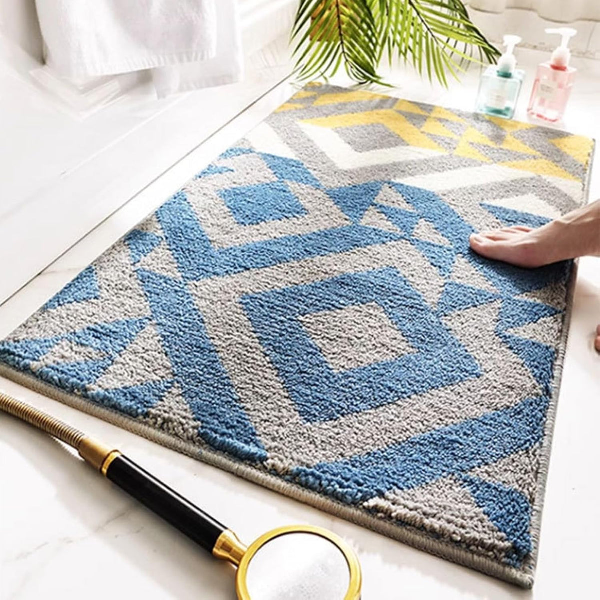 Bathroom Rugs 24×16 Inch Bath Mat Soft Water Absorbent Bath Rug Non Slip Shower Carpet Machine Washable Pad Quickly Drying Bath Carpet Floor Mat for Bathroom Kitchen Entrance Tub