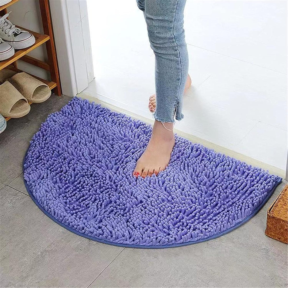 Half Round Bathroom Rugs Half Circle Bath Mat Soft Microfiber Chenille Bath Mats for Bathroom Kitchen Non-Slip Floor Carpet Mats Super Absorbent Quick Drying Bathtub Sink Shower Shaggy Mat